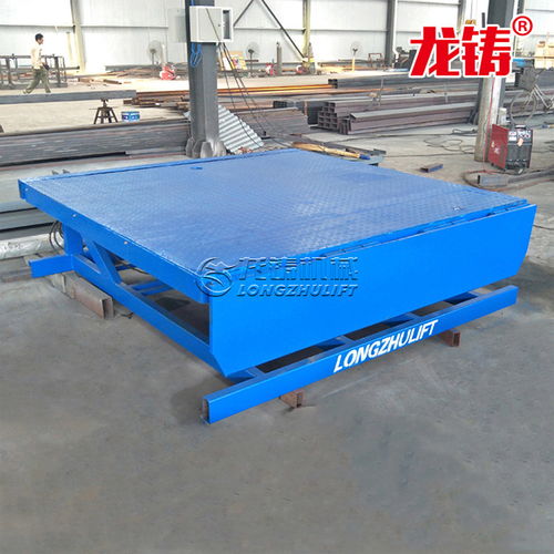 黑龍江雞西固定式登車橋與月臺(tái)高度調(diào)節(jié)板 廠家直售，裝卸搬運(yùn)更高效